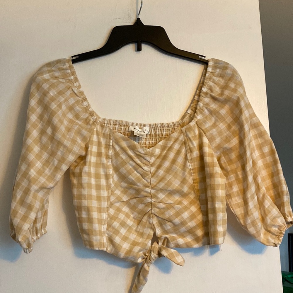 Yellow Spring Top